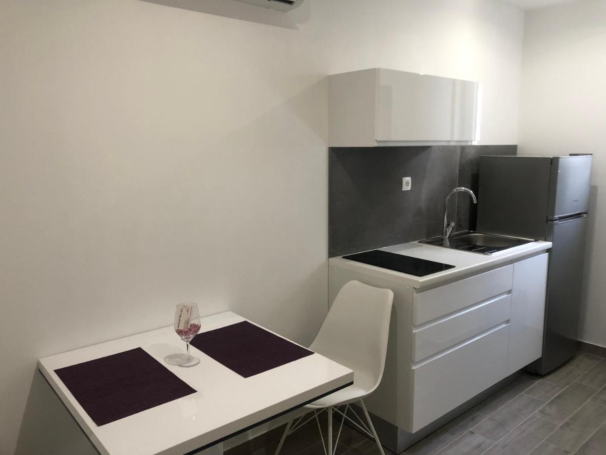 Apartmani Milka I Jozo 오미스 외부 사진