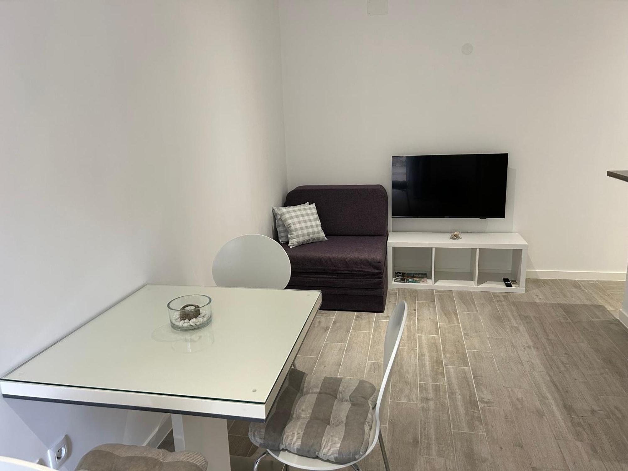 Apartmani Milka I Jozo 오미스 객실 사진